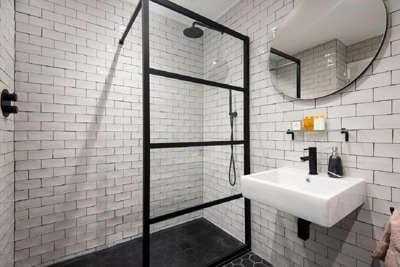 1 The Bay - Stunning Contemporary Flat On The Scottish Coast Lägenhet Coldingham Exteriör bild