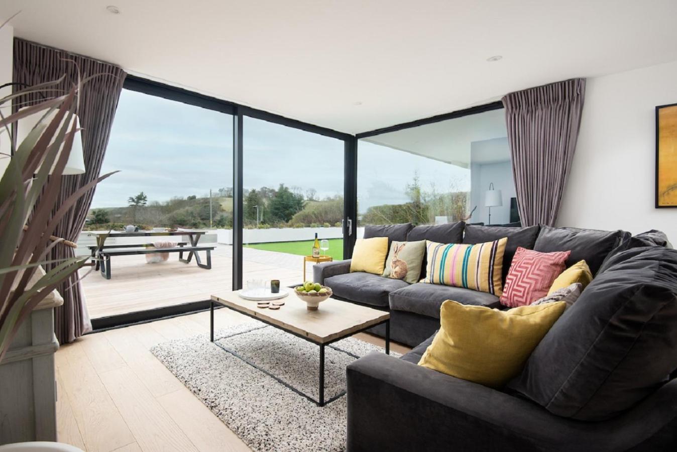 1 The Bay - Stunning Contemporary Flat On The Scottish Coast Lägenhet Coldingham Exteriör bild
